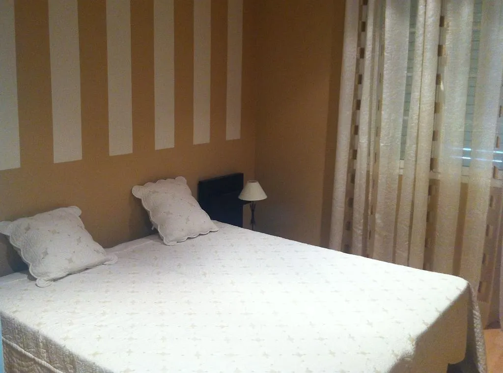 Casa La Colina Con Pista De Padel Guest House Castilblanco de los Arroyos 0*,