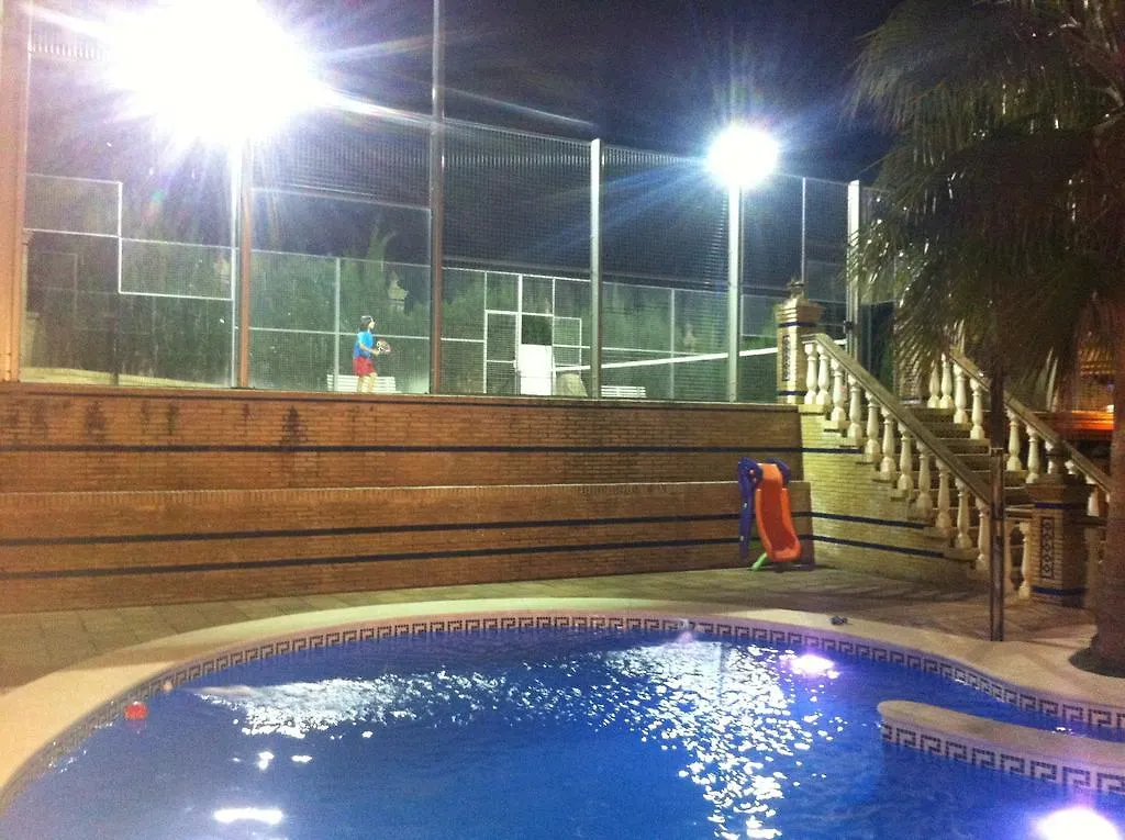 Casa La Colina Con Pista De Padel Guest House Castilblanco de los Arroyos
