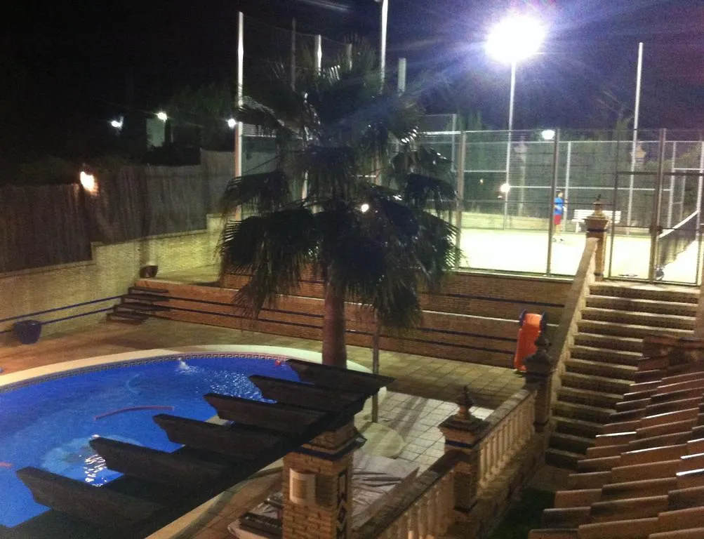 Casa La Colina Con Pista De Padel Guest House Castilblanco de los Arroyos 0*,  Spain