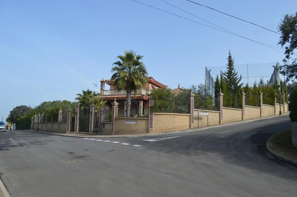 Casa La Colina Con Pista De Padel Guest House Castilblanco de los Arroyos Country house