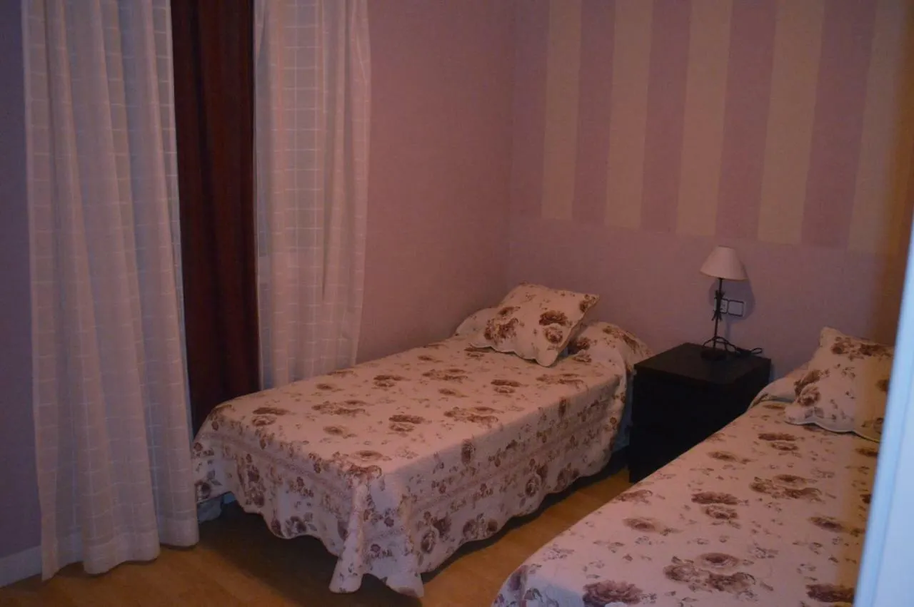 Casa La Colina Con Pista De Padel Guest House Castilblanco de los Arroyos