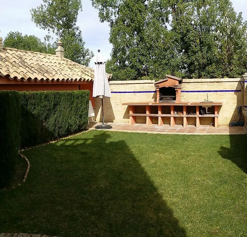 Casa La Colina Con Pista De Padel Pensjonat Castilblanco de los Arroyos 0*,